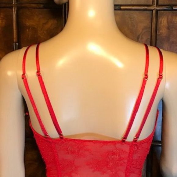 NWOT Victoria's Secret 'Very Sexy' Lace Bustier - Picture 2 of 13